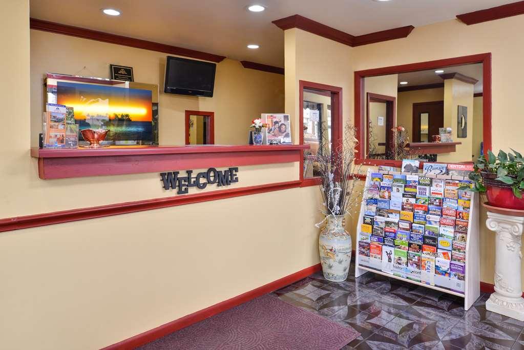 Americas Best Value Inn Buda Εξωτερικό φωτογραφία