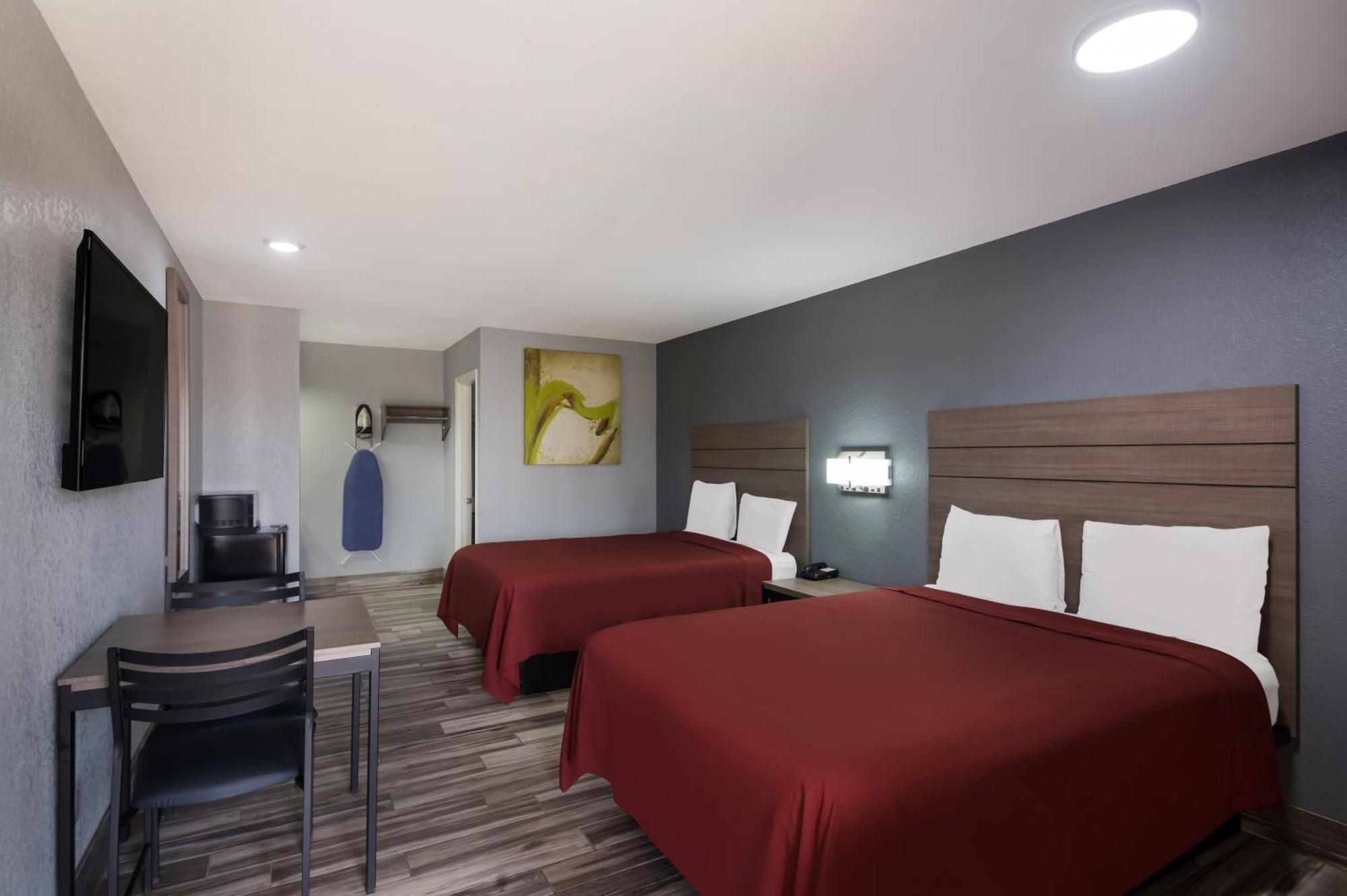 Americas Best Value Inn Buda Εξωτερικό φωτογραφία